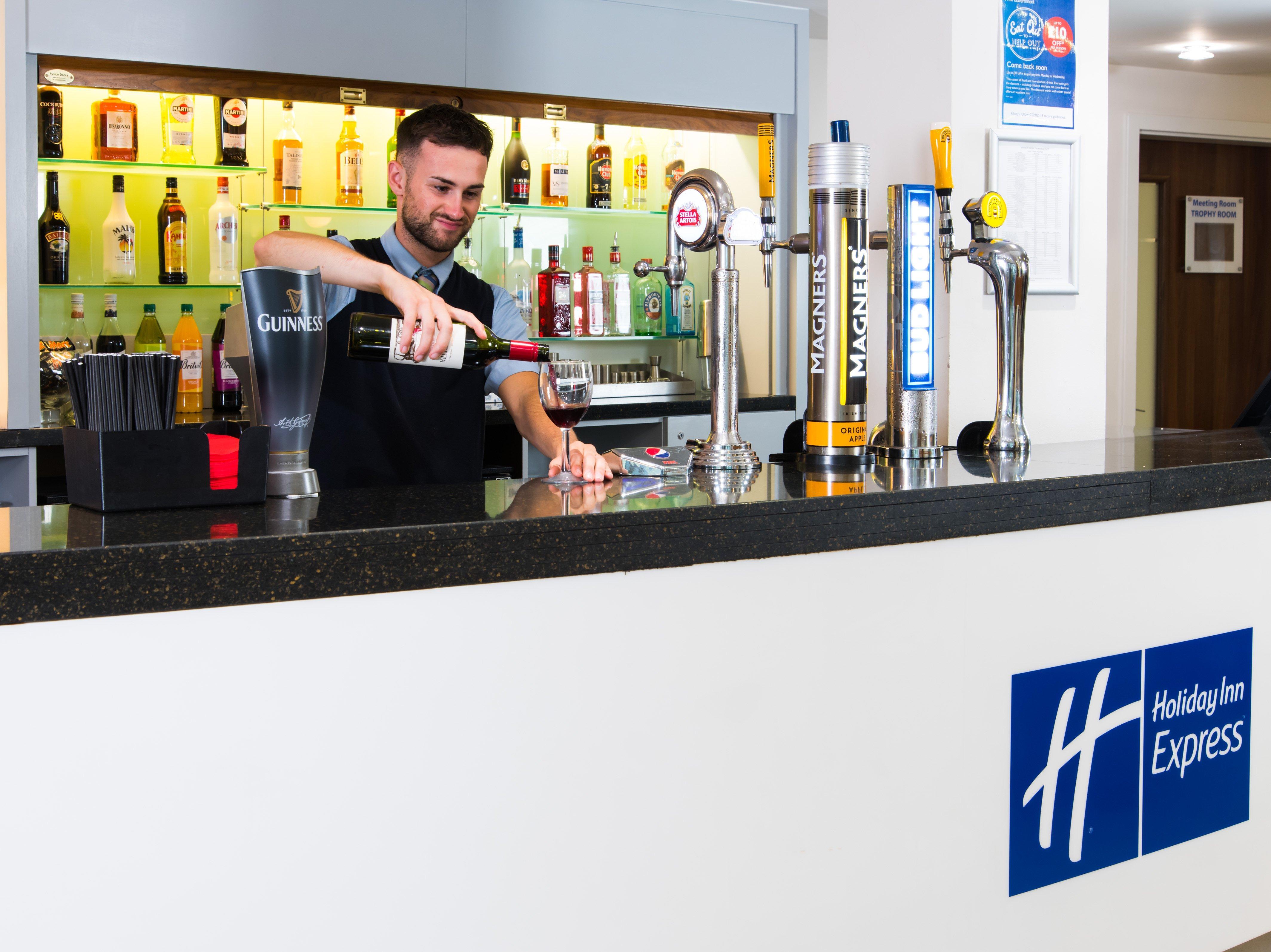 Holiday Inn Express Tamworth, An Ihg Hotel Εξωτερικό φωτογραφία